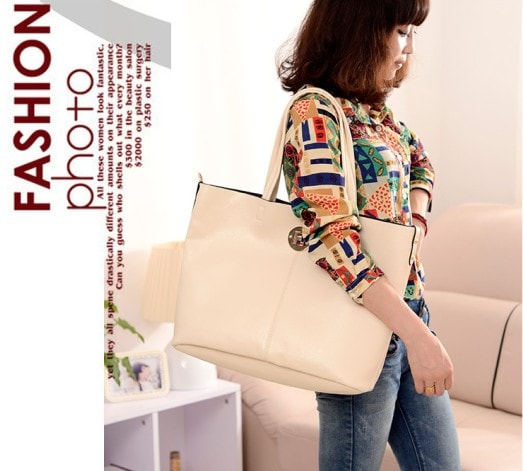 Shoulder Bag BG481 Ivory