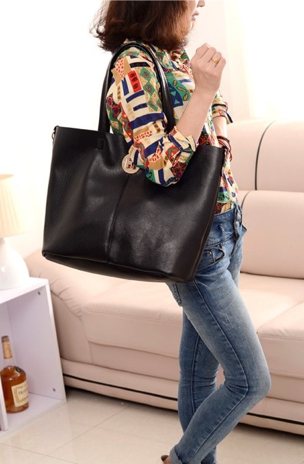 Shoulder Bag BG483 Black