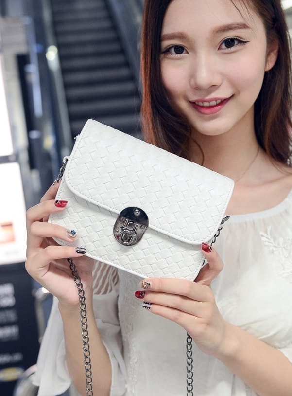 Cross Pattern Shoulder Bag BG772 White