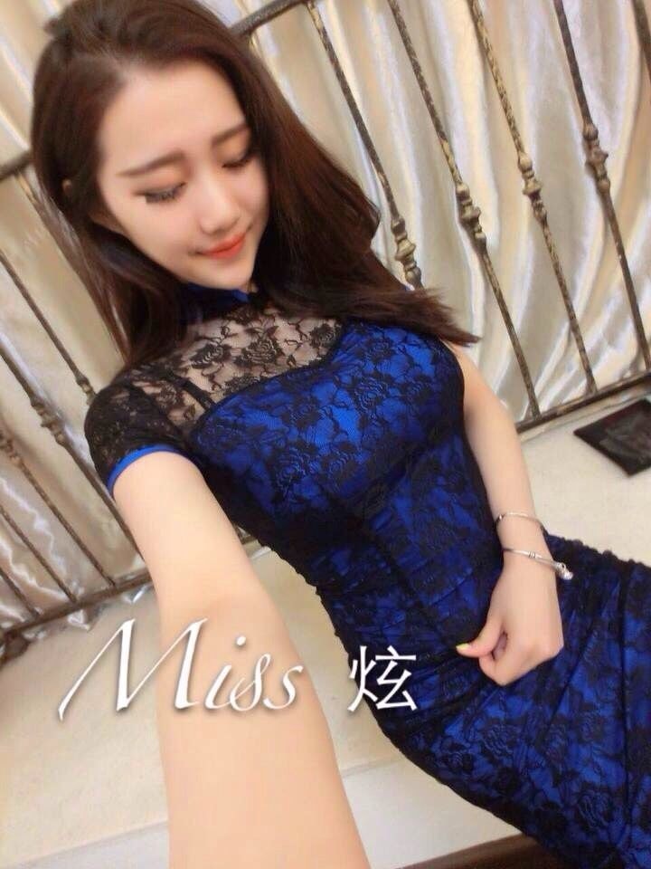 Modern Lace Cheongsam DS4076 Blue