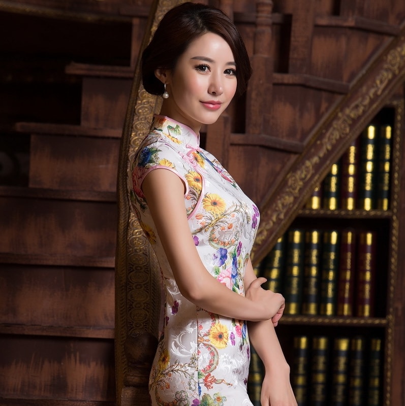 Elegant Cheongsam Import DS4154 White