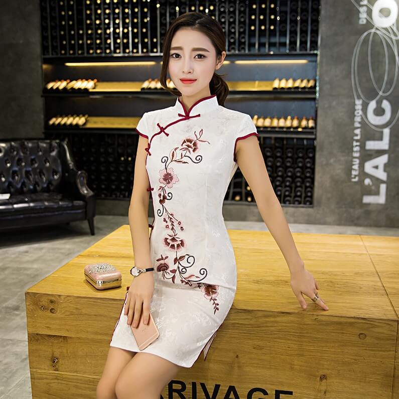 Premium Ethnic Cheongsam Import DS4224 White