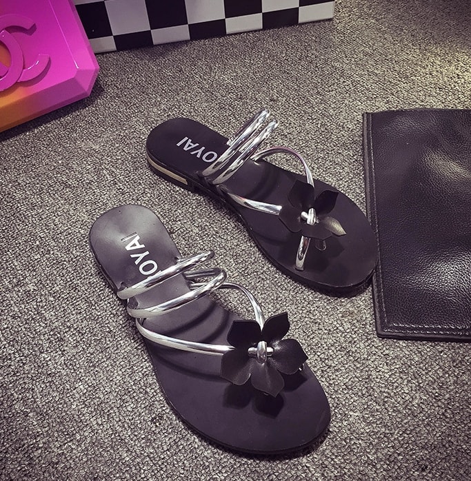 Silver Flower Japanese Sandal