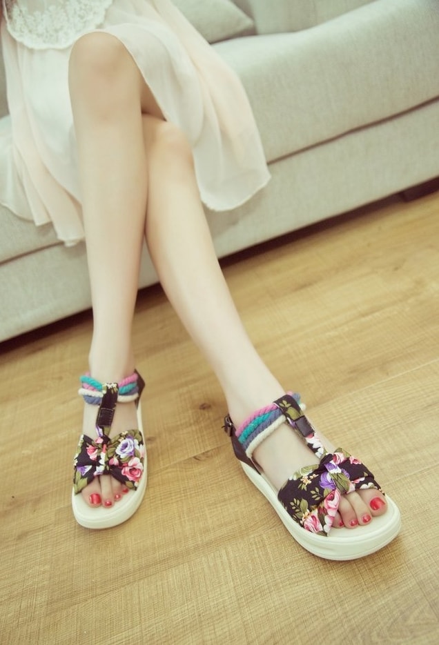 Black Korean Wedges Import