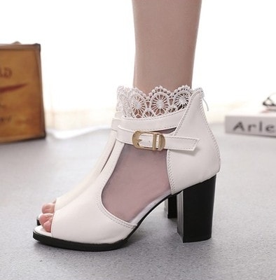 White Collar High Heel Lace Shoes