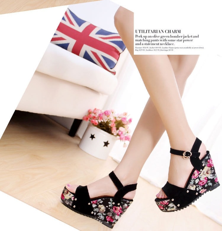 Black Bohemian Flower Print Wedges