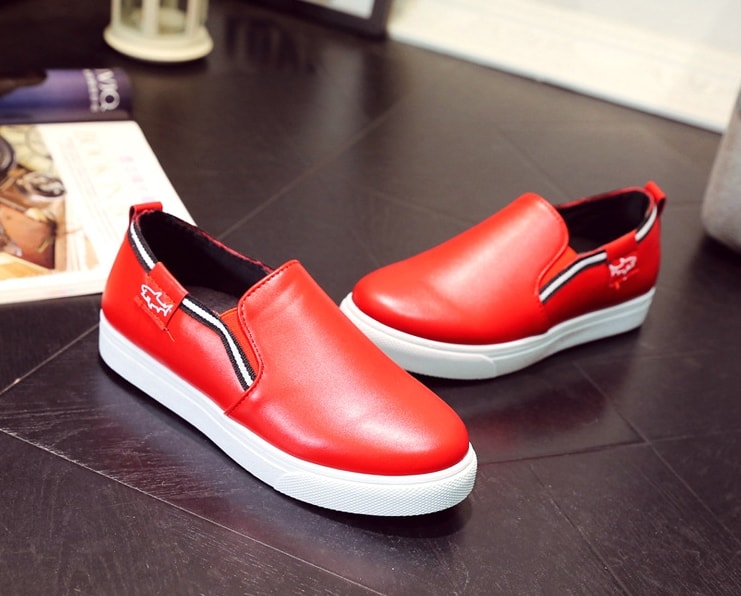 Red Muffin Casual Shoes