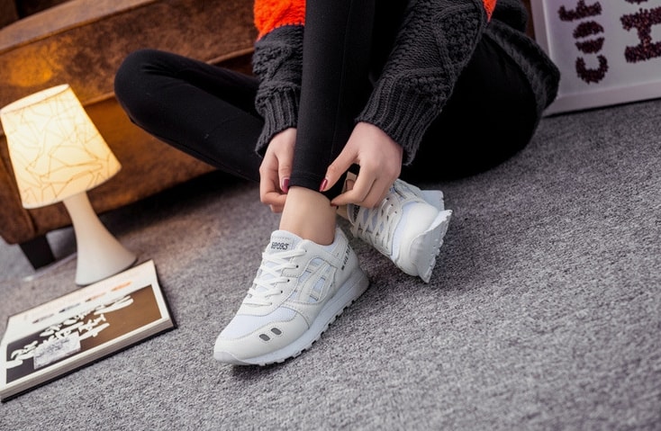 White Casual Korea Sport Shoes