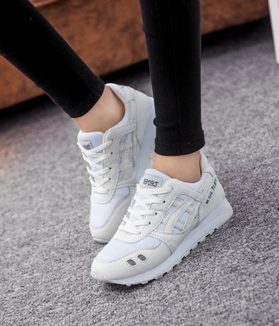 White Casual Korea Sport Shoes