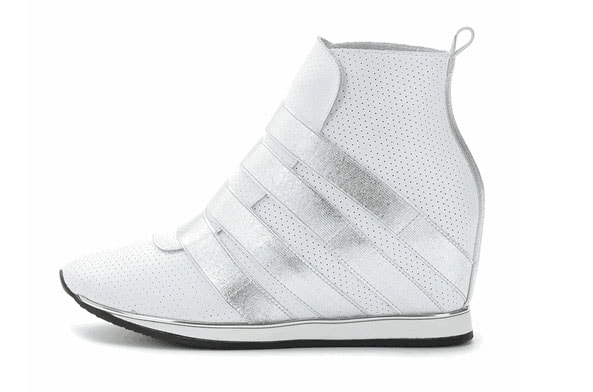 White Premium Korea Fashion Sport Boots