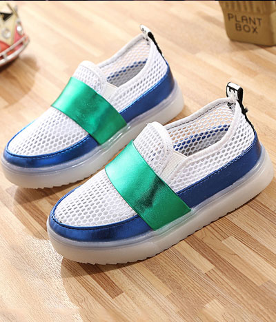 White Colorful Flashing LED Shoes - Kids