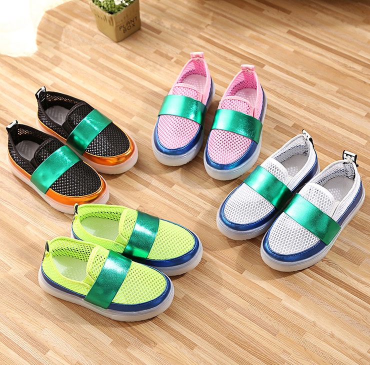 Green Colorful Flashing LED Shoes - Kids