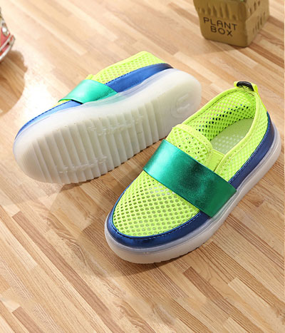 Green Colorful Flashing LED Shoes - Kids