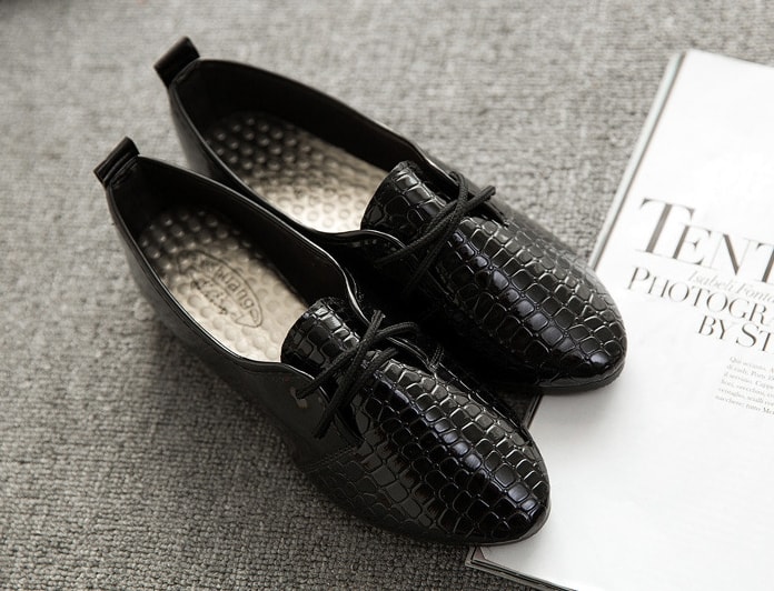 Black Flat Casual Shoes Import