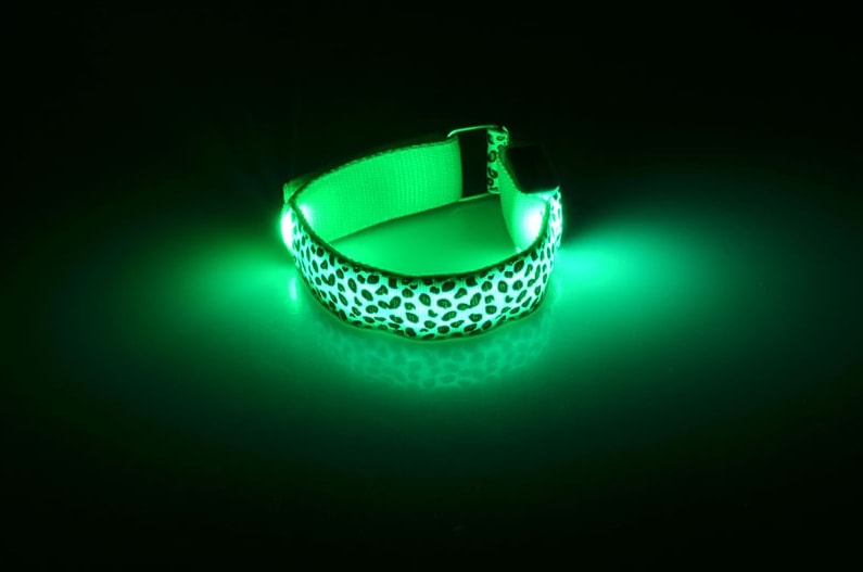 Gelang Lengan Fashion LED Import