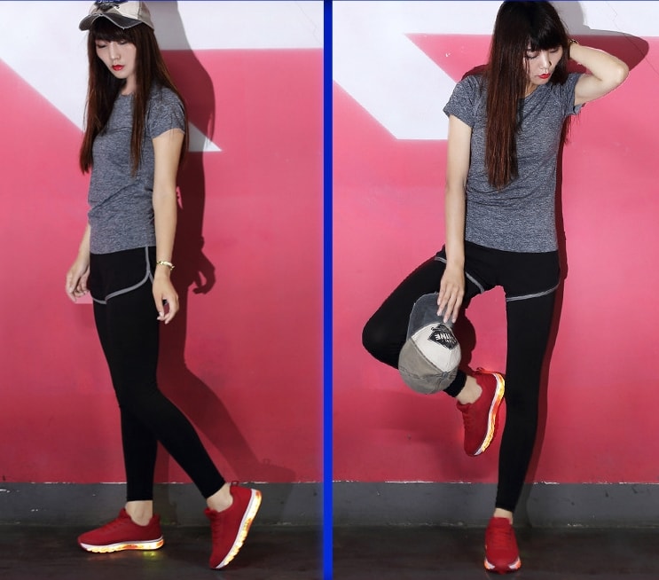 Red Tide Sepatu LED Sport - Female