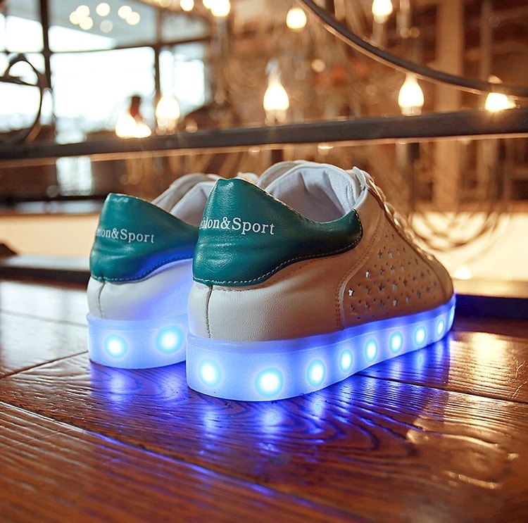 Green Hollow Breathable LED Shoes - Female