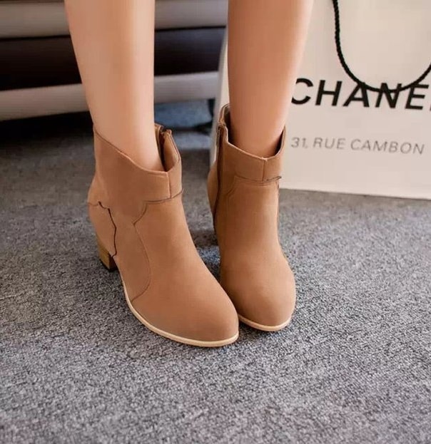 Brown Casual Suede Boots Import