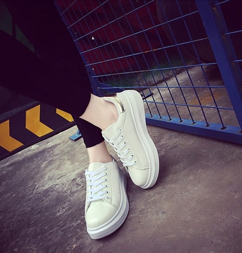 Platinum Thick Crust Sneakers Import