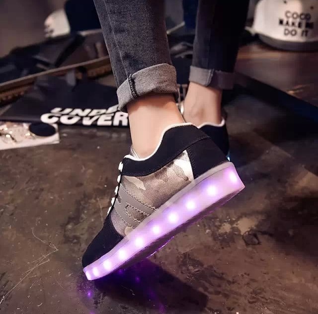 Black Casual LED Shoes - Unisex Adult