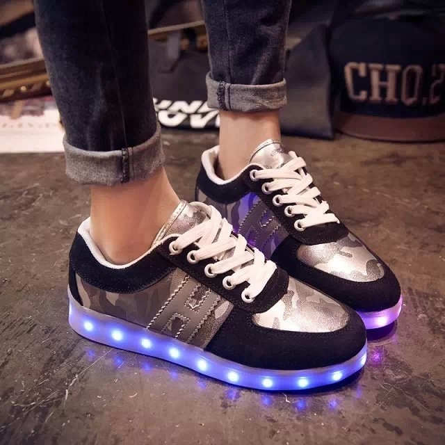 Black Casual LED Shoes - Unisex Adult