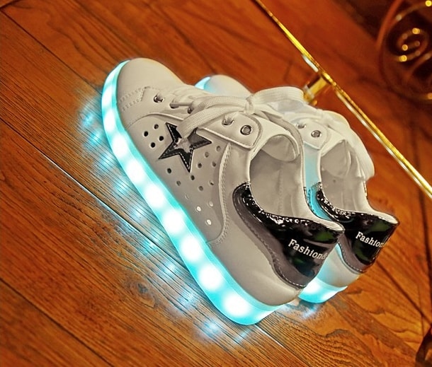 Grey Breathable Star LED Shoes - Female