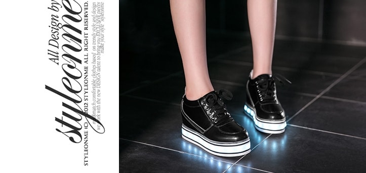 Black Thick Bottom Muffin LED shoes - Female