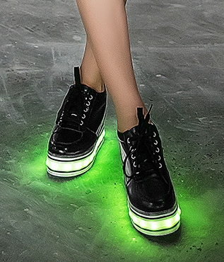 Black Thick Bottom Muffin LED shoes - Female