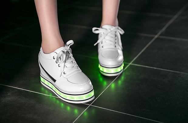 White Thick Bottom Muffin LED shoes - Female