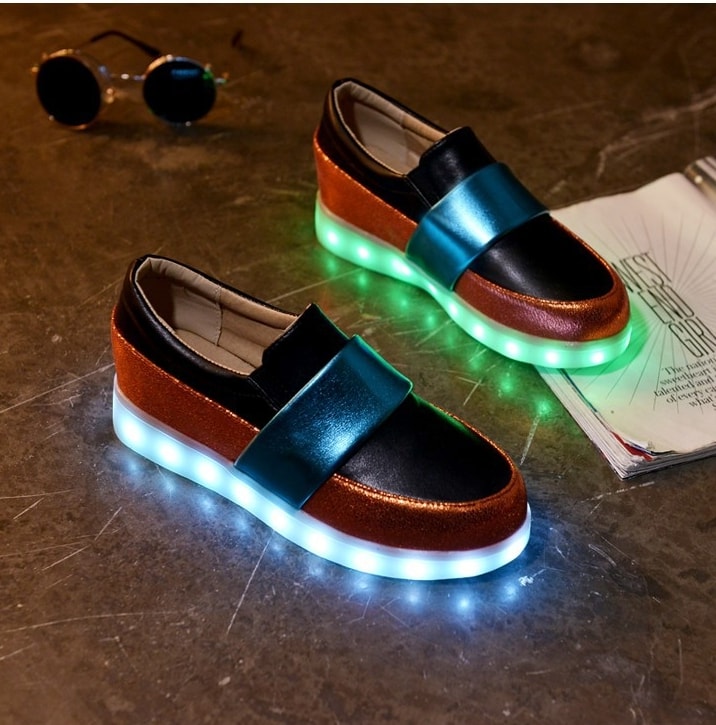 Black & Blue Luminous LED Shoes - Female