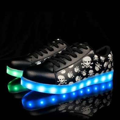 Black Skull Casual LED Shoes - Female