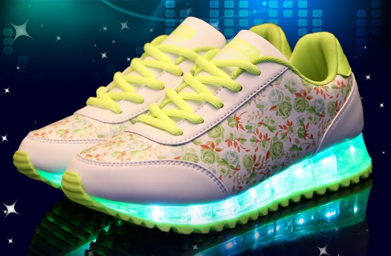 Green Flower Luminous LED Shoes - Female