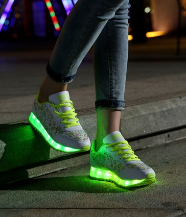 Green Flower Luminous LED Shoes - Female