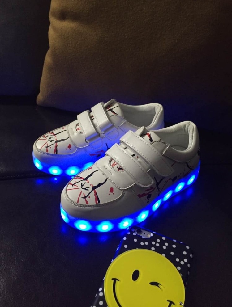 White Asakushi Style LED Shoes - Kids