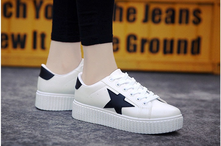 Black Thick Crust Star Sneaker