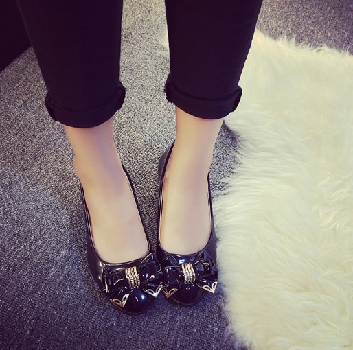 Black Korean Flat Shoes Import