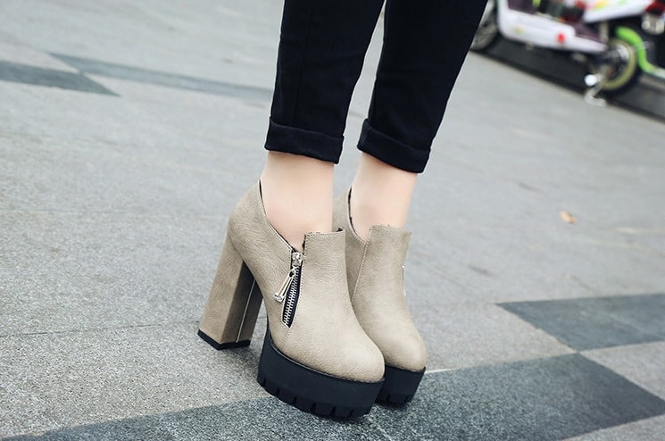 Gray Thick Crust Semi Boot Import