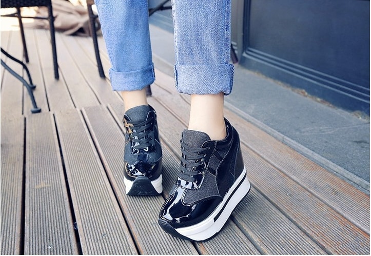 Black Thick Crust Sneakers Import