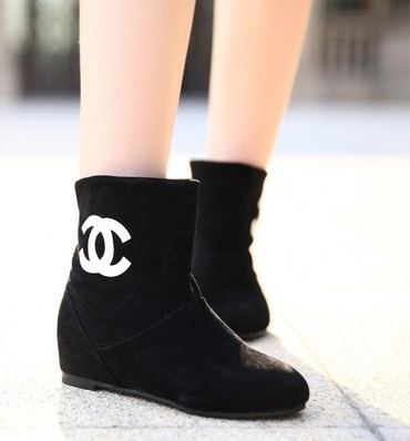 Black Casual Soft Boot Import