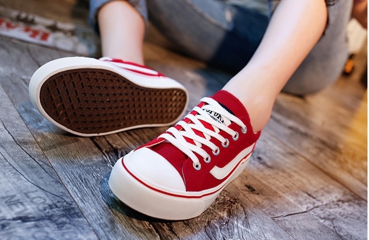 Red Casual Canvas Shoes Import