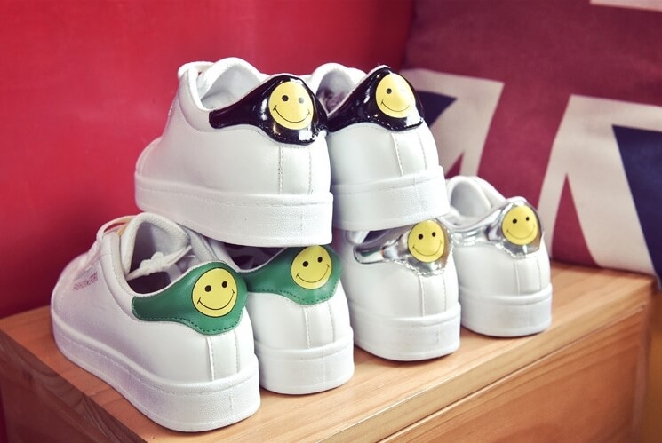 Black Casual Smiley Lace Shoes