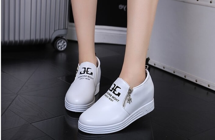 White Casual Low Heel Shoes Import