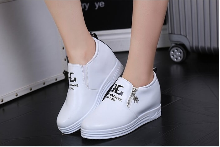 White Casual Low Heel Shoes Import