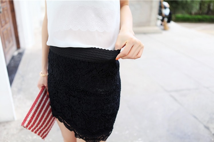 Lace Short Skirt SK159 Black